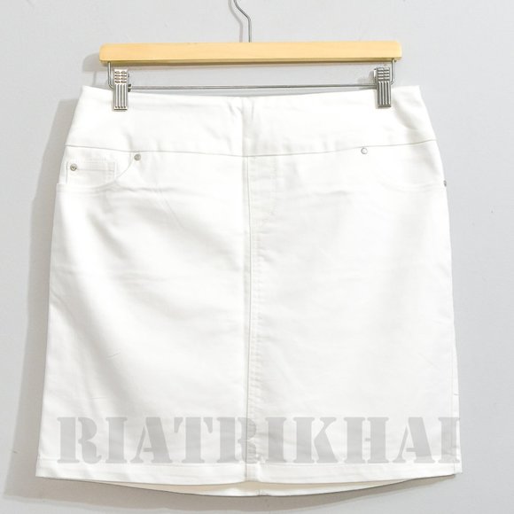 WHITE NWT Ladies' Denim Skort S.C. & CO - Picture 9 of 11